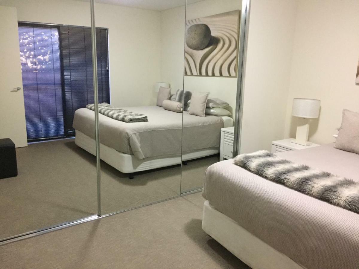 Parklane Apartments Фриментъл Екстериор снимка